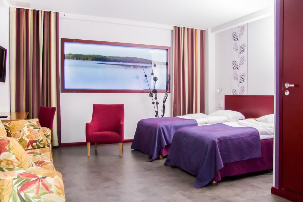 Hotel Salora Salo  Buitenkant foto